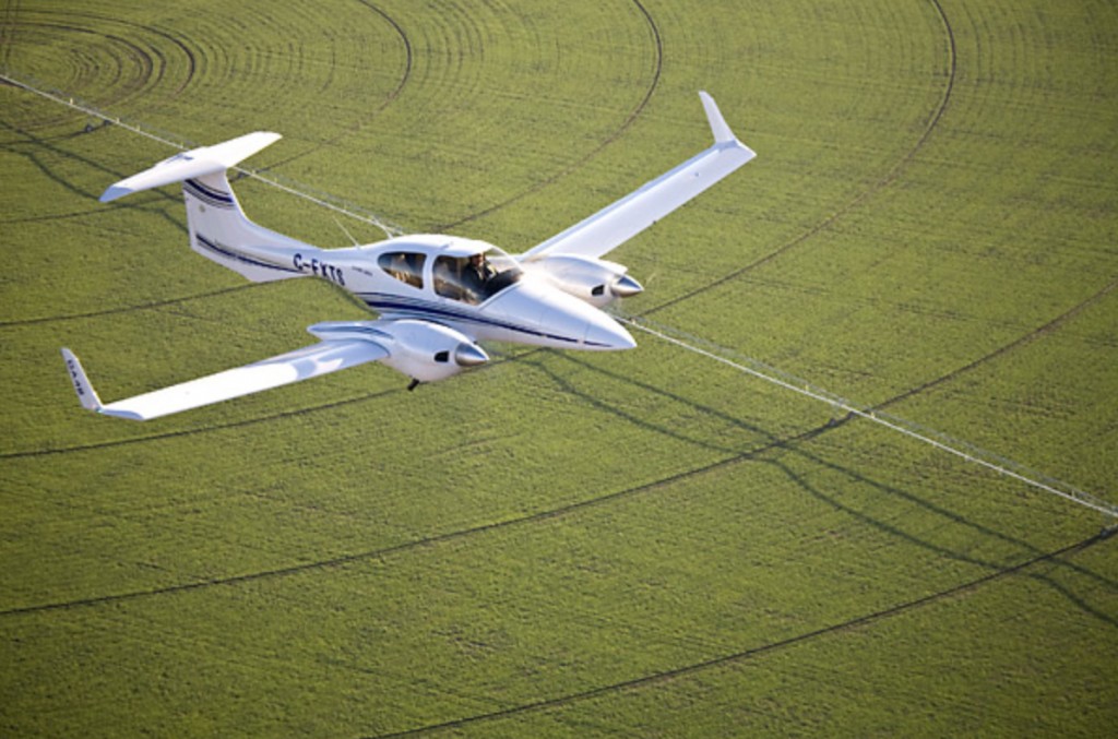DA42